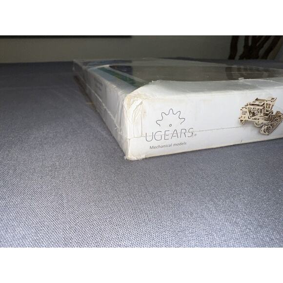 Ugears Combine Harvester Mechanical Model 3D Puzzle Building Kit Set NEW Sealed - Picture 8 of 8